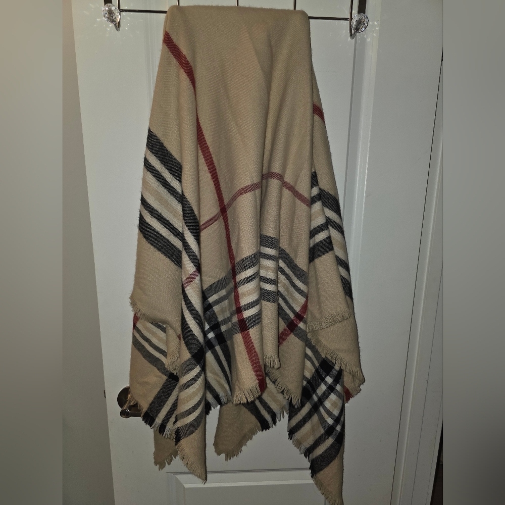 Burberry Shawl / Wrap